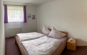 1 chambre, lit de bébé portatif, Wi-Fi (supplément), literie fournie