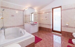 Bathtub
