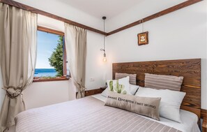 1 camera, culla da viaggio, Wi-Fi gratuito, lenzuola