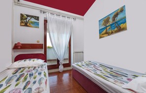 4 quartos, Wi-Fi de cortesia, roupa de cama