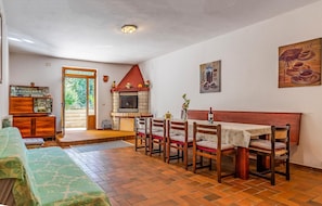 Interior - Amazing home in Medulin (Medulin)
