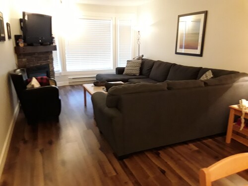 Fantastic  Spacious Family Condo