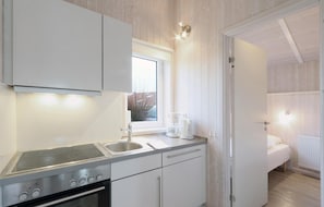 Kühlschrank, Herdplatte, Geschirrspüler