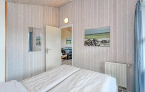 3 Schlafzimmer, Reisekinderbett, kostenloses WLAN, Bettwäsche