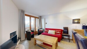 TV, fireplace - Mélèzes S 020 - SKI LIFT apartment 8 pers (Veysonnaz)