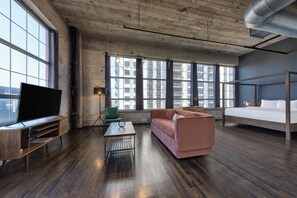 Superior Apartment, 1 King Bed, Corner (Corner Suite) | Pillowtop beds, individually decorated, individually furnished