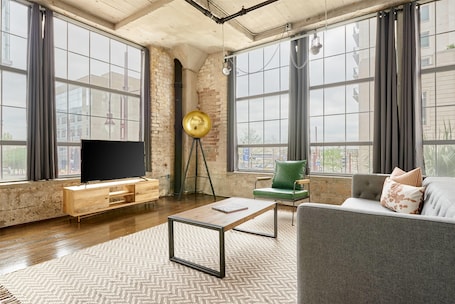 Colchones con pillow-top, decoración personalizada y muebles diferentes