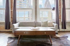 Appartement, 1 très grand lit (Studio) | Aire de séjour | Téléviseur à écran plat, Netflix, services de diffusion en continu