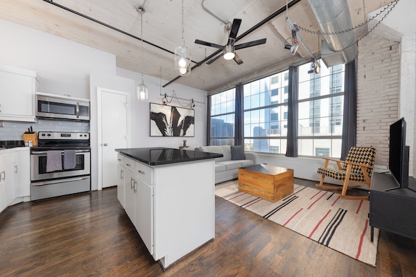 Apartamento, 1 cama King (Studio) | Camas com colchões pillow-top, individualmente decorados