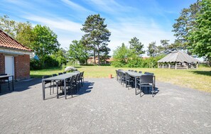 Ulkoruokailutilat