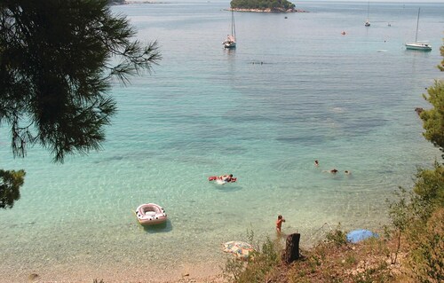 4 bedroom lovely home in Zuljana