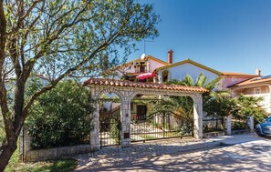 Exterior - Stunning apartment in Medulin with WiFi (Medulin)