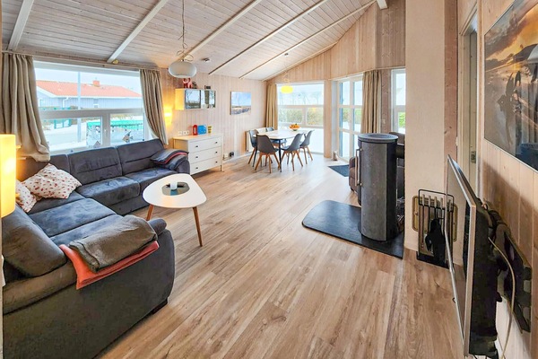 Fernseher, Kamin