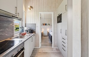 Kühlschrank, Herdplatte, Geschirrspüler