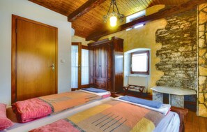 2 عدّة غرف نوم وواي فاي مجانًا وملاءات أسرّة