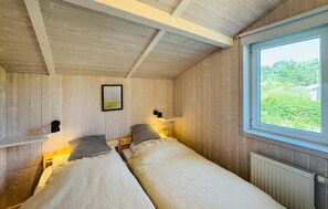 3 Schlafzimmer, Reisekinderbett, kostenloses WLAN, Bettwäsche