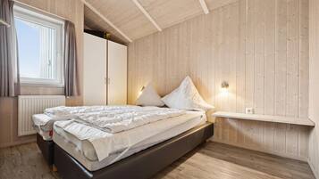 5 Schlafzimmer, Reisekinderbett, kostenloses WLAN, Bettwäsche