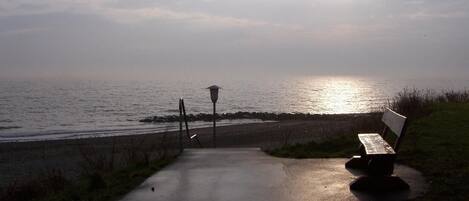 Vlak bij het strand, vissen