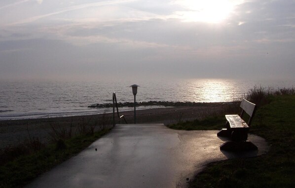 In Strandnähe, Angeln