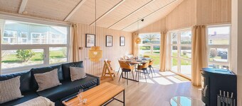 Awesome home in Schönhagen with sauna