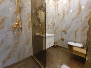 Luxury-Doppelzimmer | Badezimmer