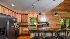 Casa, varias camas, hidromasaje | Cocina privada