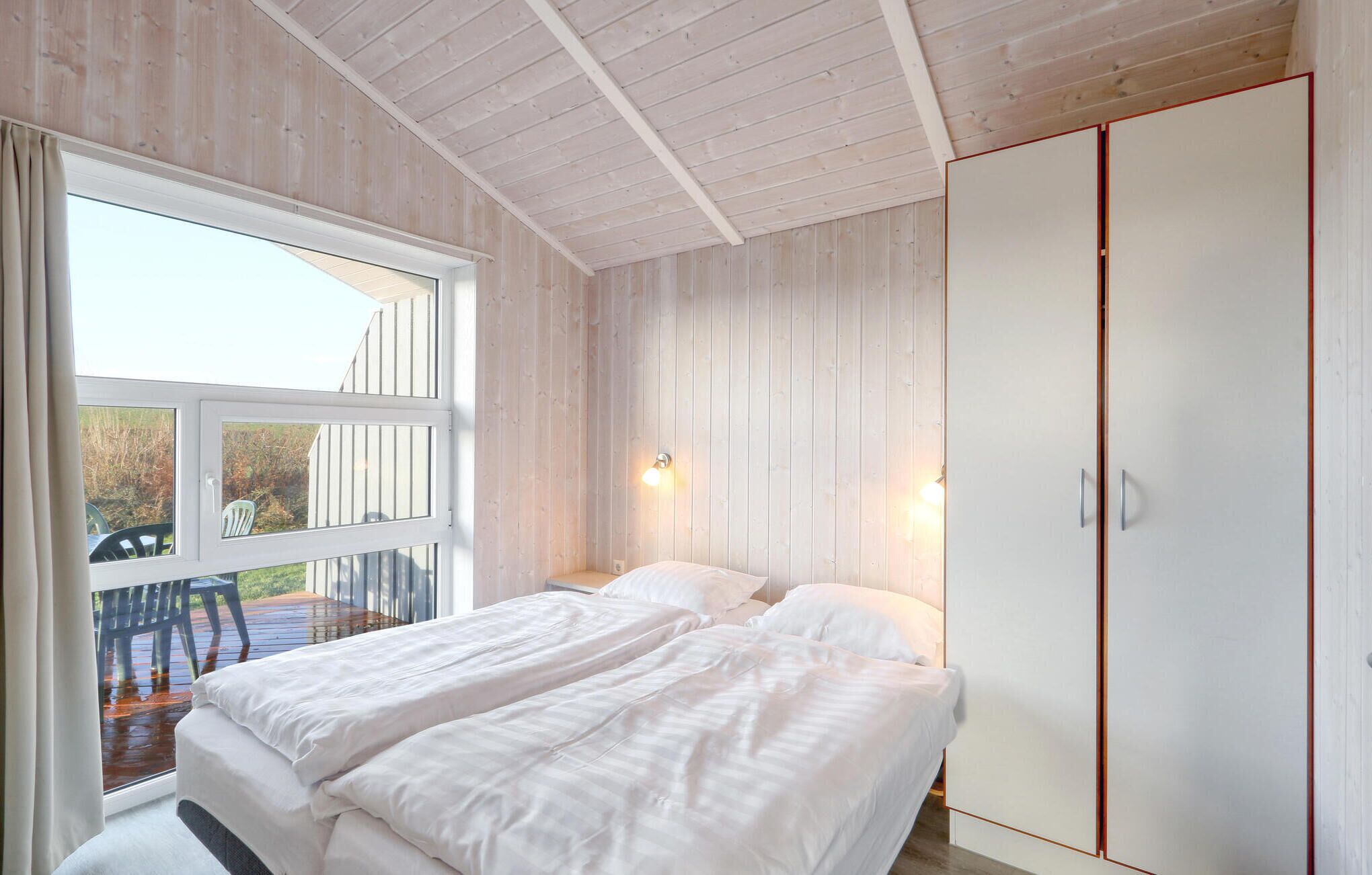 3 Schlafzimmer, Reisekinderbett, kostenloses WLAN, Bettwäsche