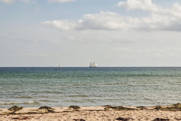 Platja a a prop i pesca