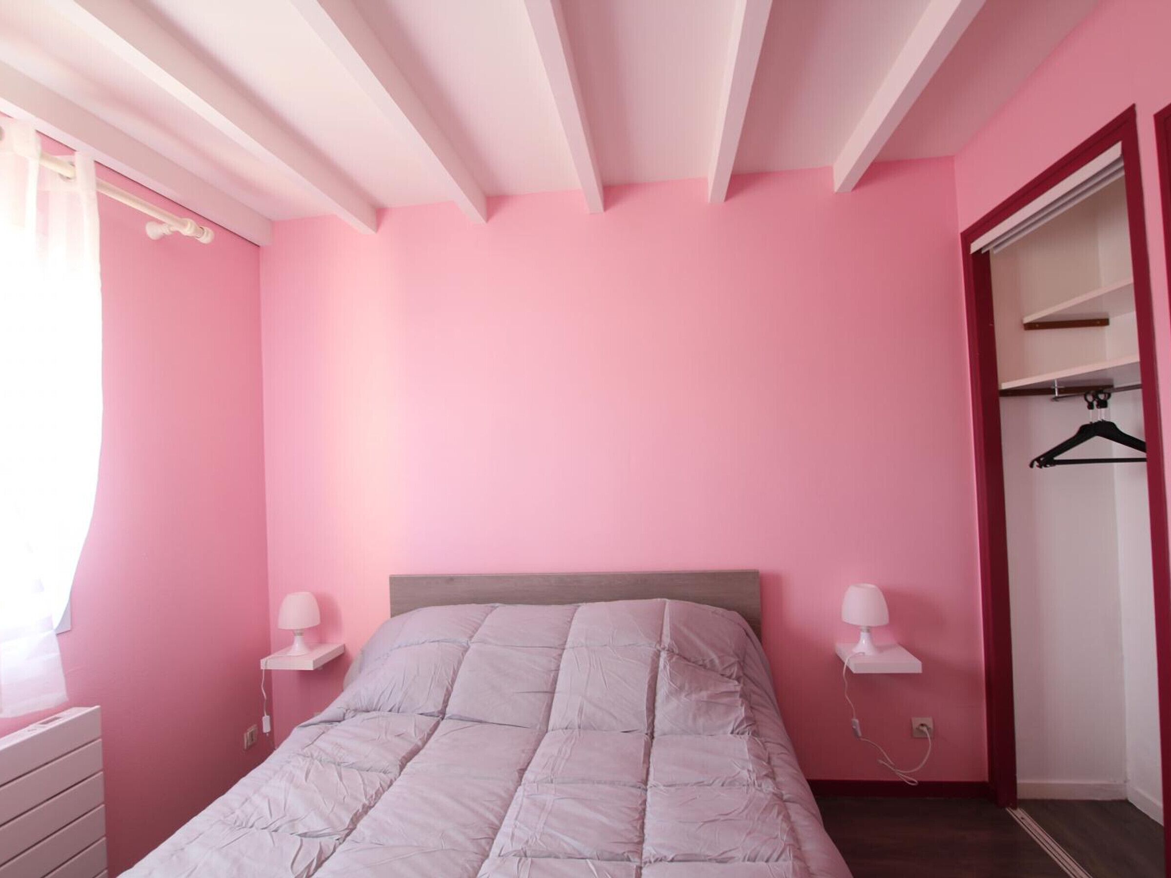 2 bedrooms, free WiFi