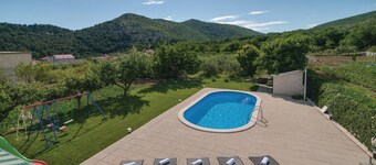 3 bedroom lovely home in Gata
