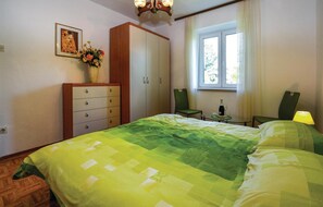 2 bedrooms, free WiFi, bed sheets