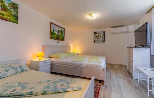 2 chambres, Wi-Fi gratuit, draps fournis