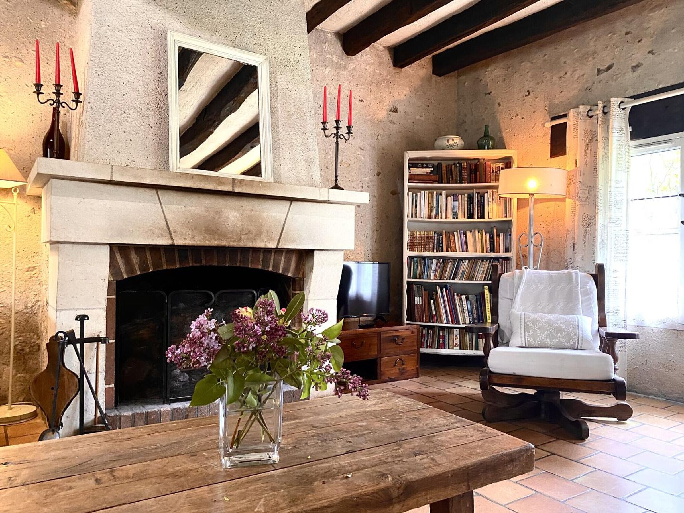 المنشأة من الداخل