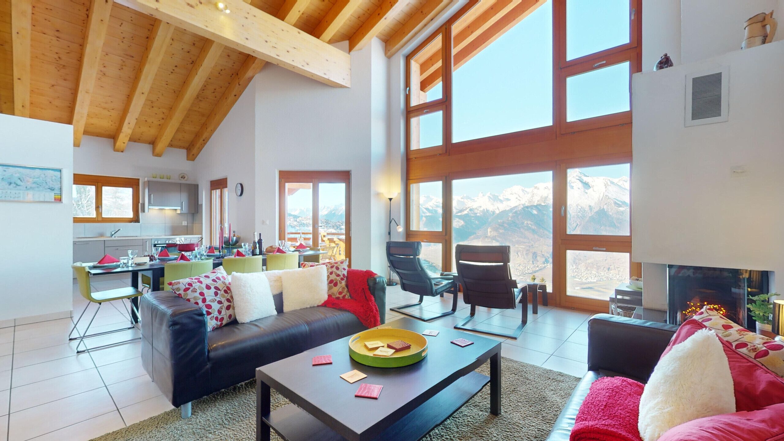 Télévision, cheminée