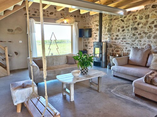 Maison Authentique avec Spa et Animaux Acceptés