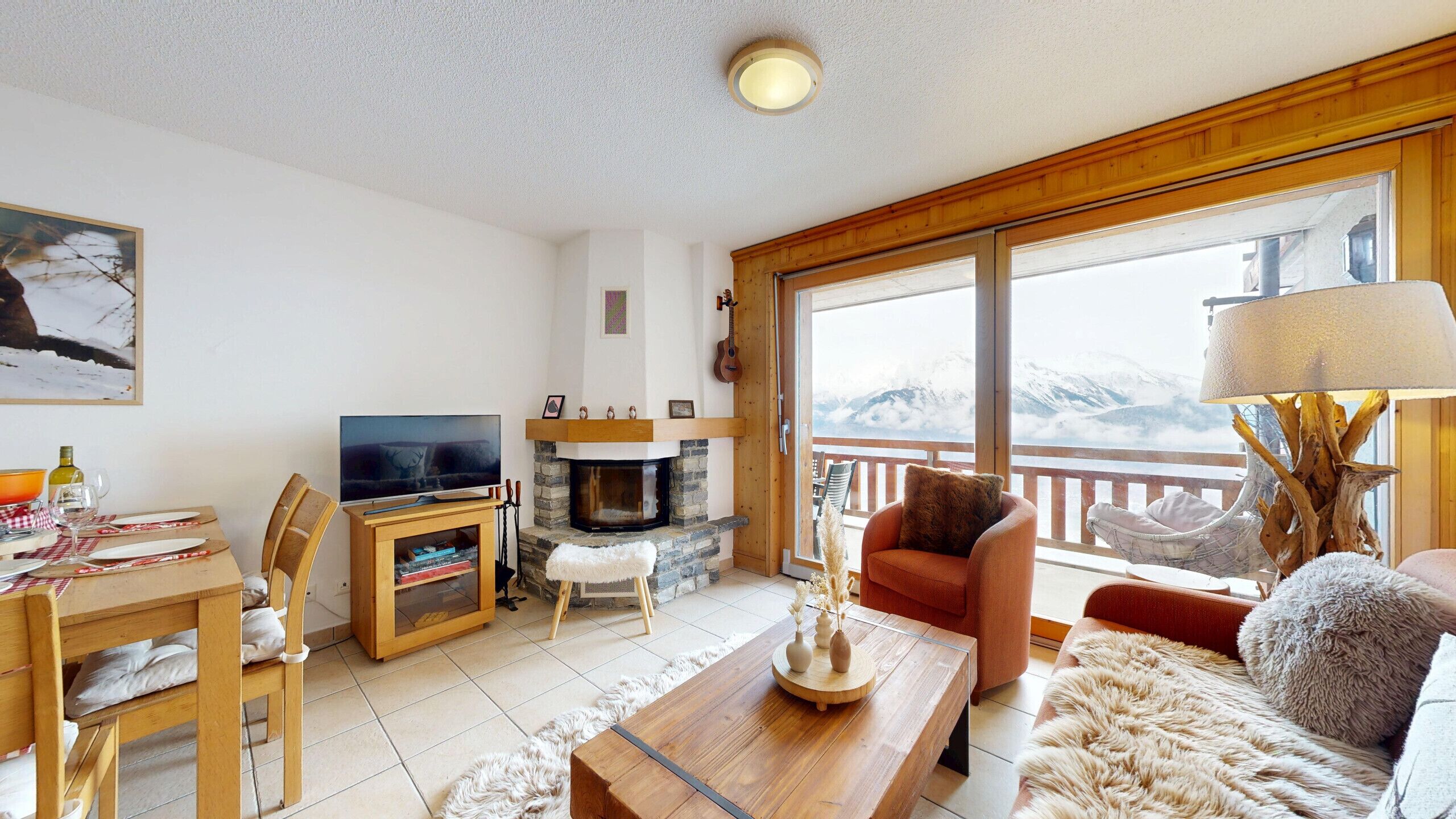 TV, peis og DVD-spiller