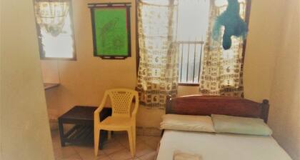 Abordable, confortable, meublé, studio