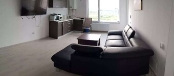 Apartment 2 rooms, first row to the sea, front view