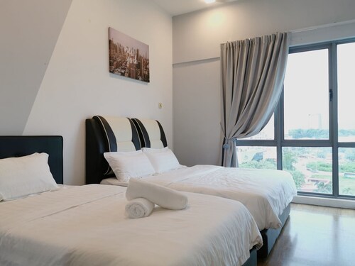 Das Loft imago @ City Center / WiFi / Flughafen / Strand