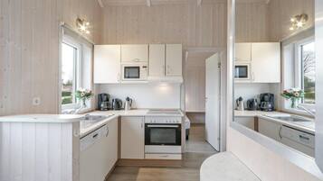 Kühlschrank, Herdplatte, Geschirrspüler