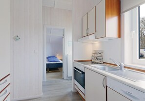 Kühlschrank, Herdplatte, Geschirrspüler