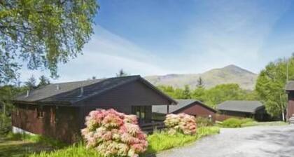 Lodge 2 - vuodepaikkoja 6 vierasta 3 makuuhuonetta