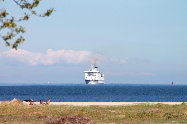 På stranden og vannski