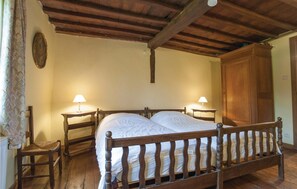 8 quartos, berço de viagem, Wi-Fi de cortesia