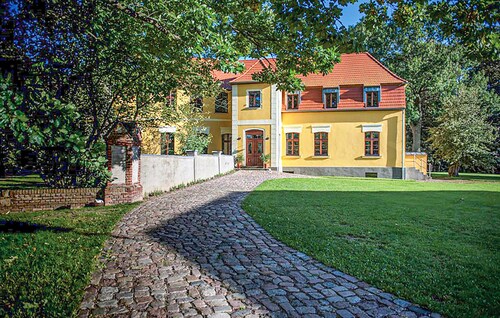 Lovely home in Wolin with WiFi