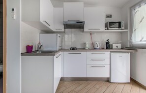 Frigorifero, piano cottura