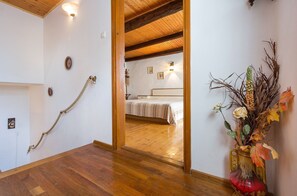 2 soveværelser, skrivebord, gratis Wi-Fi, sengetøj