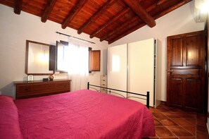 Alcamo Marina, double bedroom - Dependance Desirée (Alcamo)