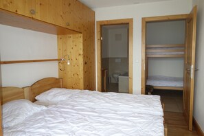 1 bedroom, free WiFi