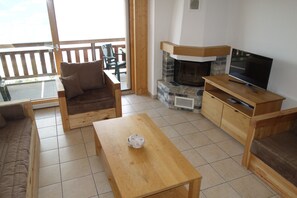 TV, fireplace - Plein Ciel VA 021 - MOUNTAIN apartment 8 pers (Veysonnaz)